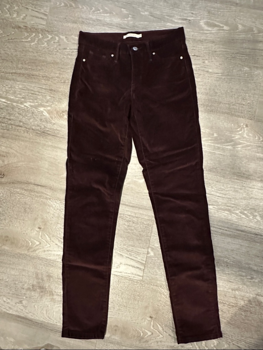 Women’s Skinny Corduroy Jeans in Deep Burgundy
